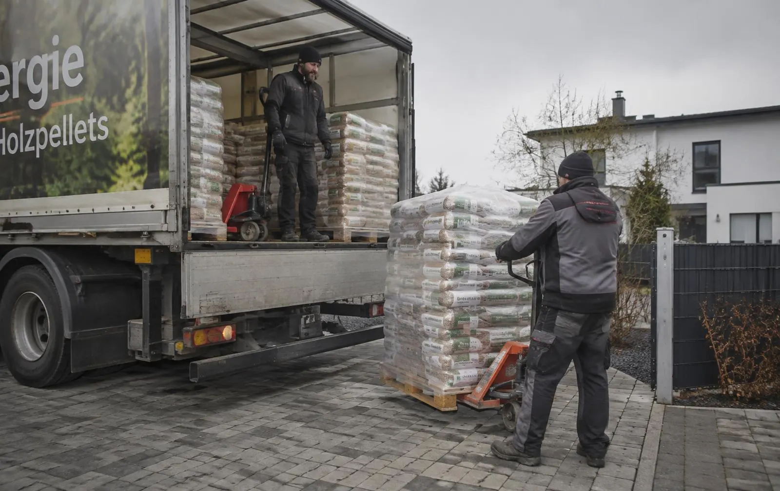 Entladung von Pelletpaletten